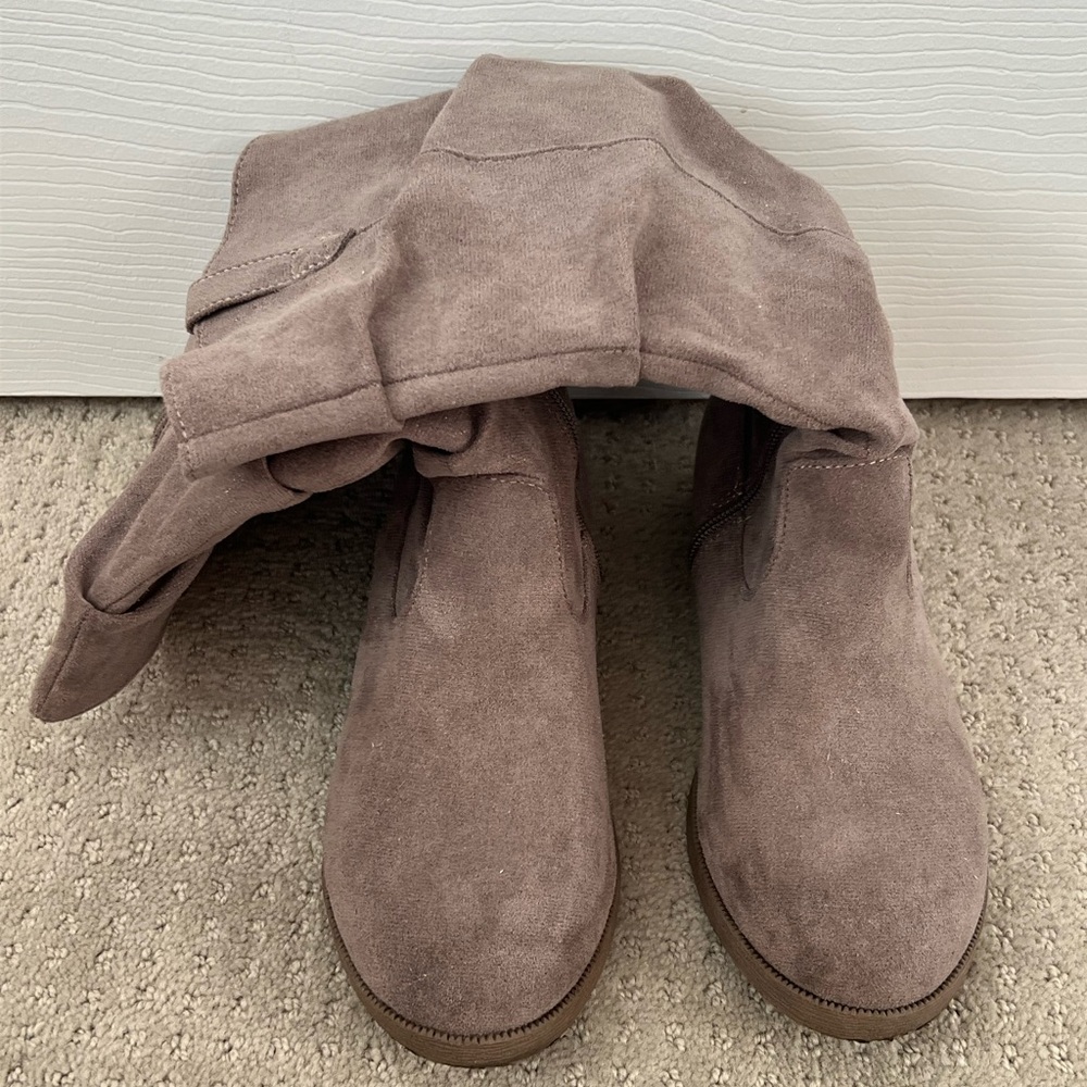 EUC girl’s Harper Canyon boots size 4